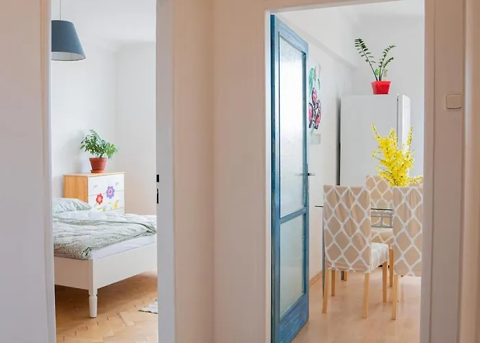 Peaceful & Cozy Flat In Lägenhet Bratislava